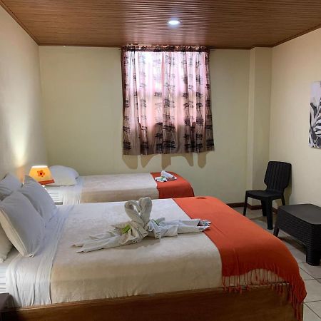 Hotel Casa Madonna Monteverde Buitenkant foto