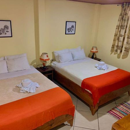 Hotel Casa Madonna Monteverde Buitenkant foto