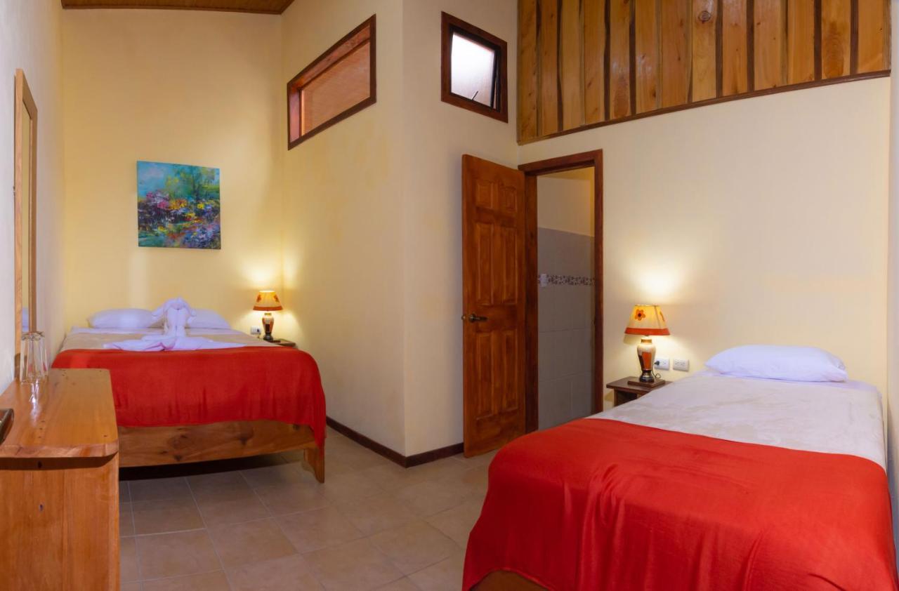 Hotel Casa Madonna Monteverde Buitenkant foto