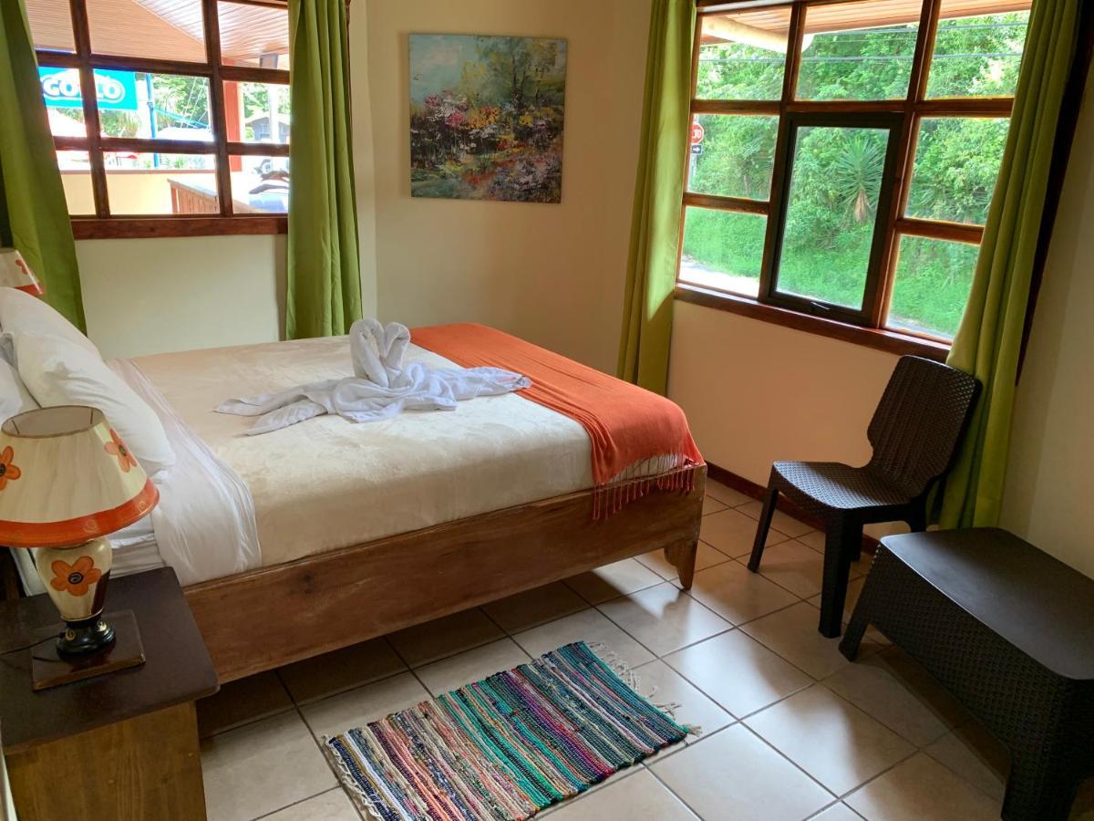 Hotel Casa Madonna Monteverde Buitenkant foto