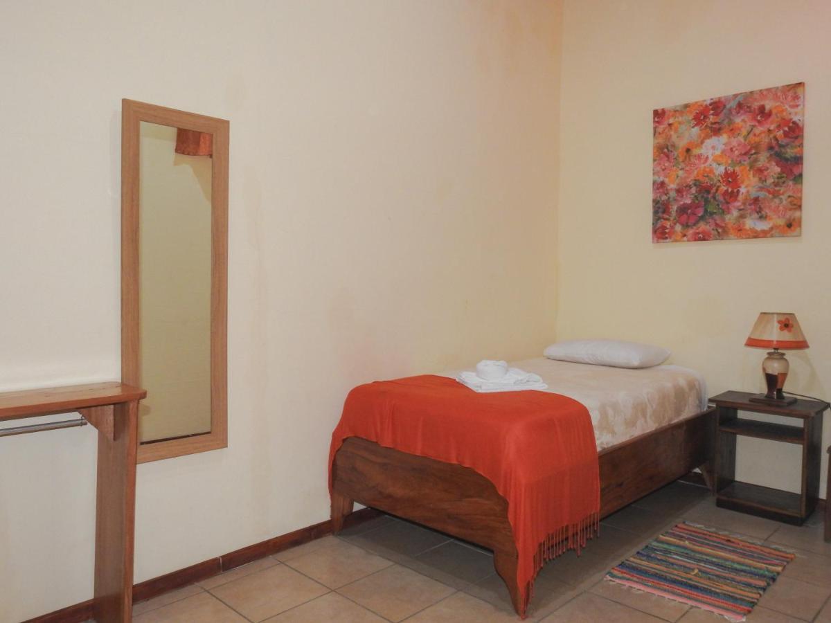 Hotel Casa Madonna Monteverde Buitenkant foto