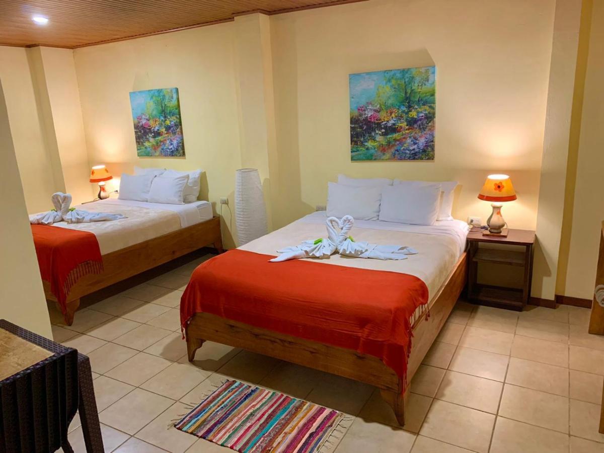 Hotel Casa Madonna Monteverde Buitenkant foto